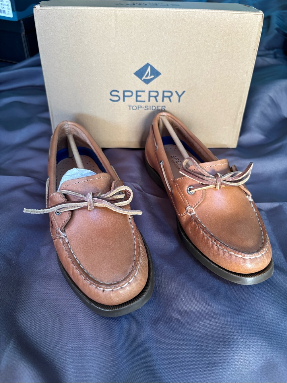 Sperry Women's Brown Leather Boat Loafers with Rawhide Laces